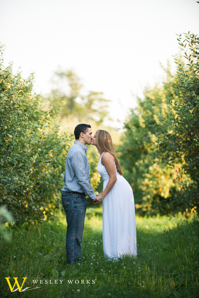 Gallery Engagement Photo Locations, Emmaus, Rodale Wesley